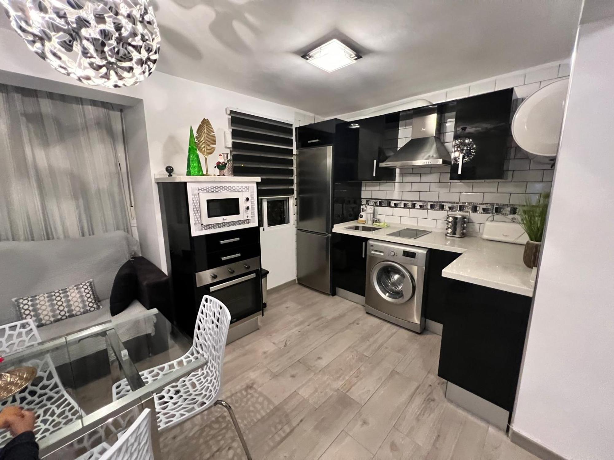 Apartamento Sevilla Enzo Екстериор снимка