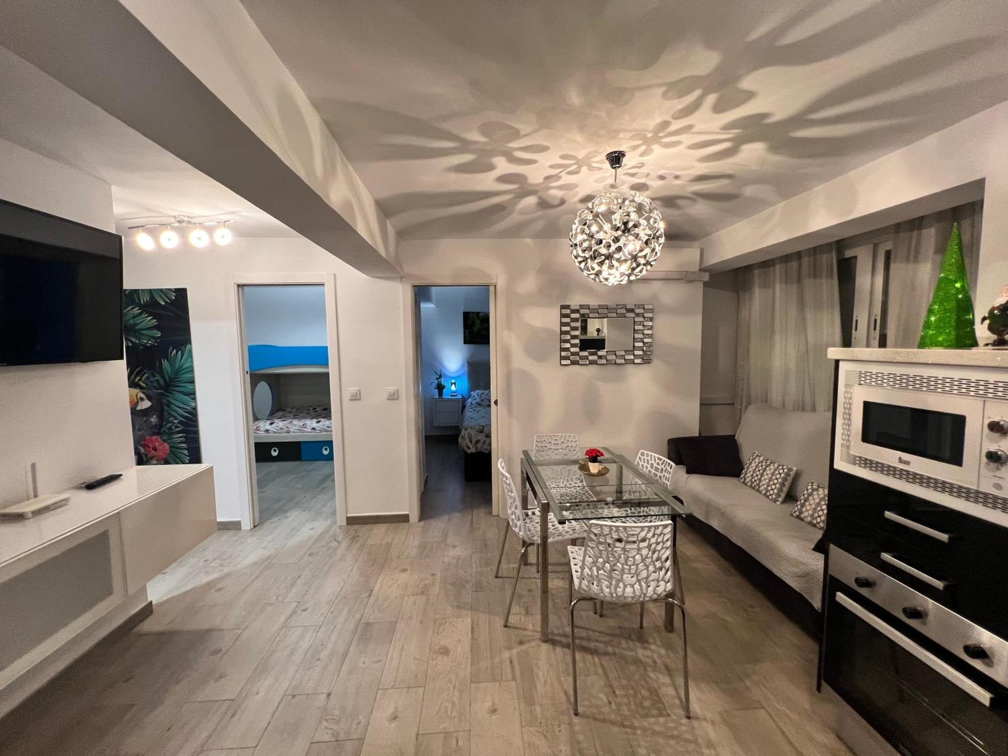 Apartamento Sevilla Enzo Екстериор снимка